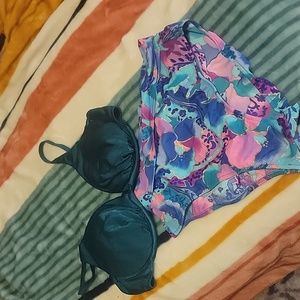 Cute 2 piece bathing suit size 8/M